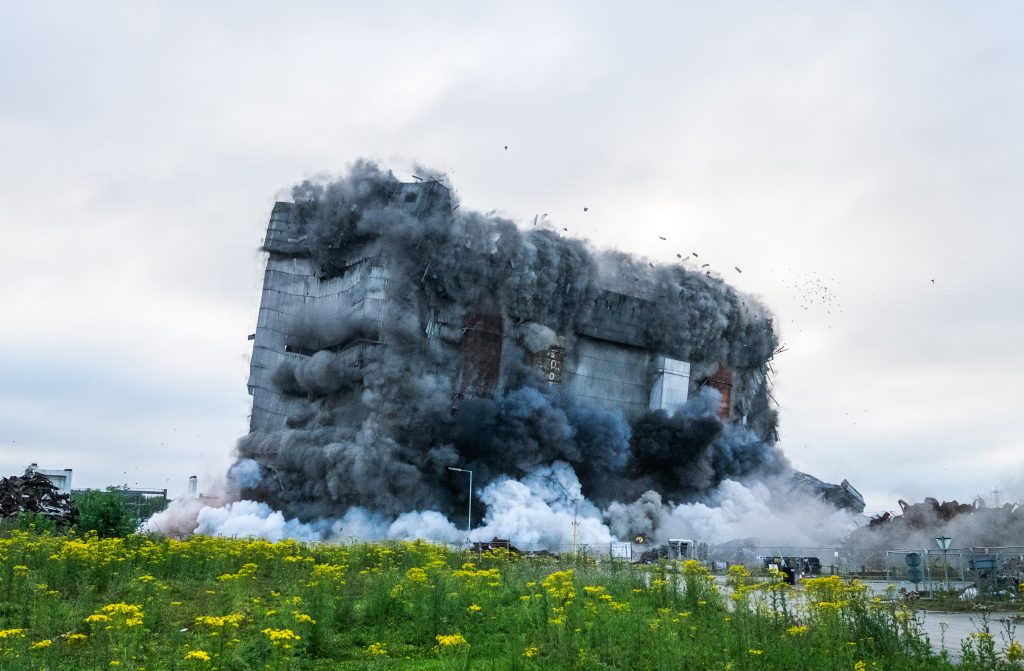 The Didcot Power Station demolition blowdown